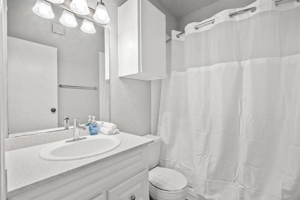 Cozy BoHo 2bd Apartment - Cedar Park/North Austin Apartment in Jollyville