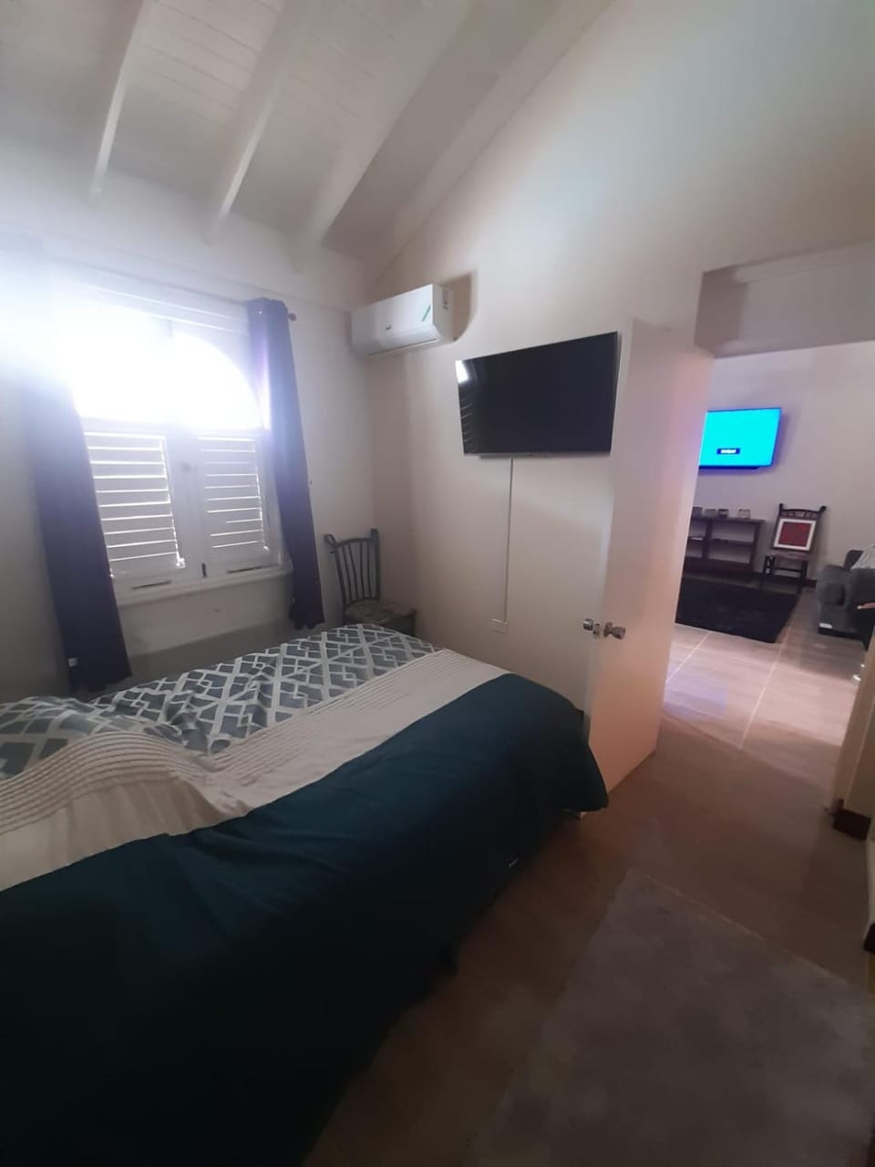 Beach 1 Bedroom 32 Apartment in Ocho Rios