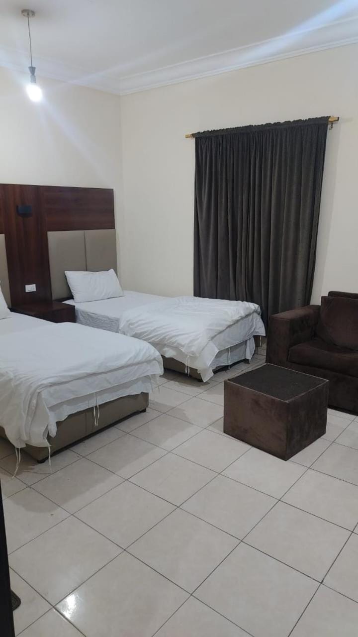 فرع مجموعة العييري التجارية المحدودة للشقق المخدومة جازان 1 Apartment in Saudi Arabia