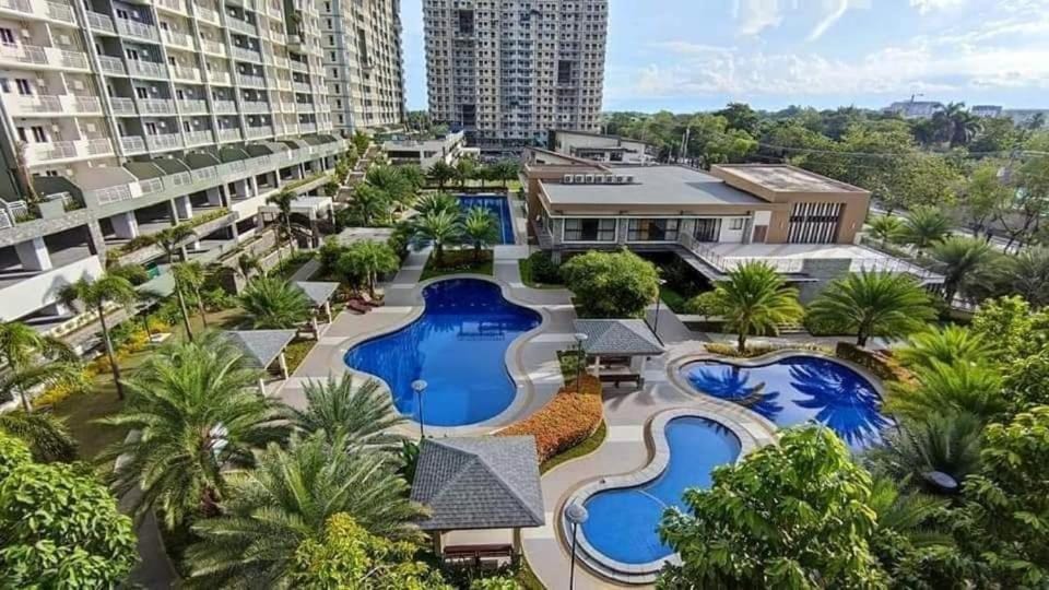 Property building, Pool view, Swimming pool