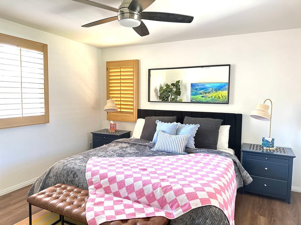 Photo of the whole room