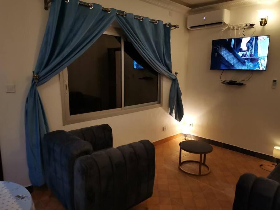 Charmant,bien localisé et lumineux Appartement F2M/401A Apartment in Douala