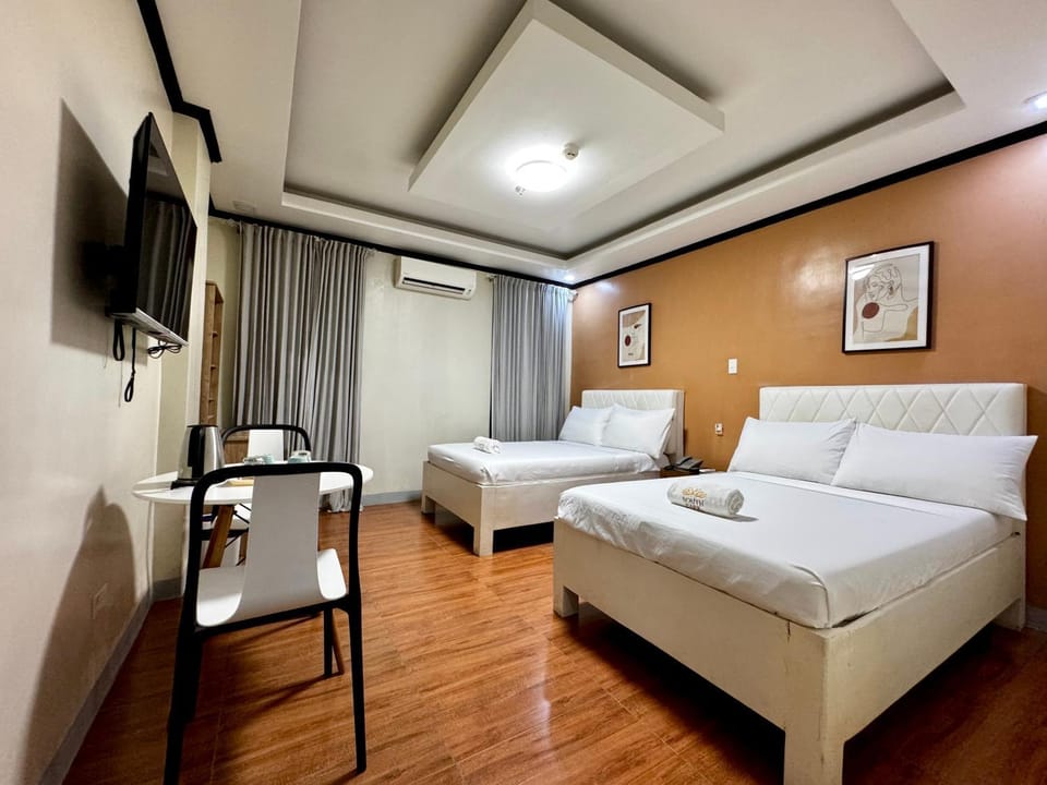 SouthPark Hotel Naga Hotel in Naga
