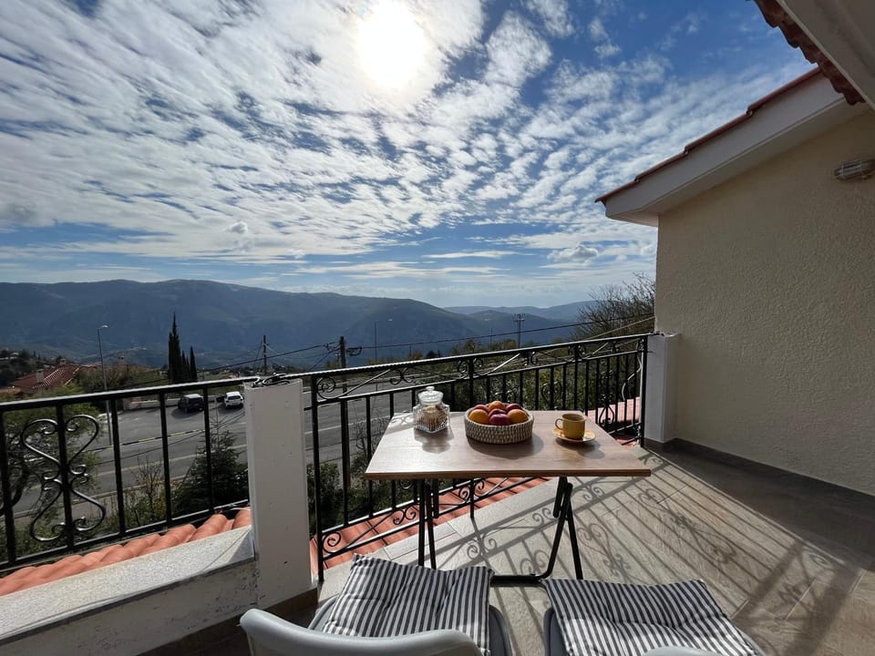 Natural landscape, View (from property/room), Balcony/Terrace, Mountain view