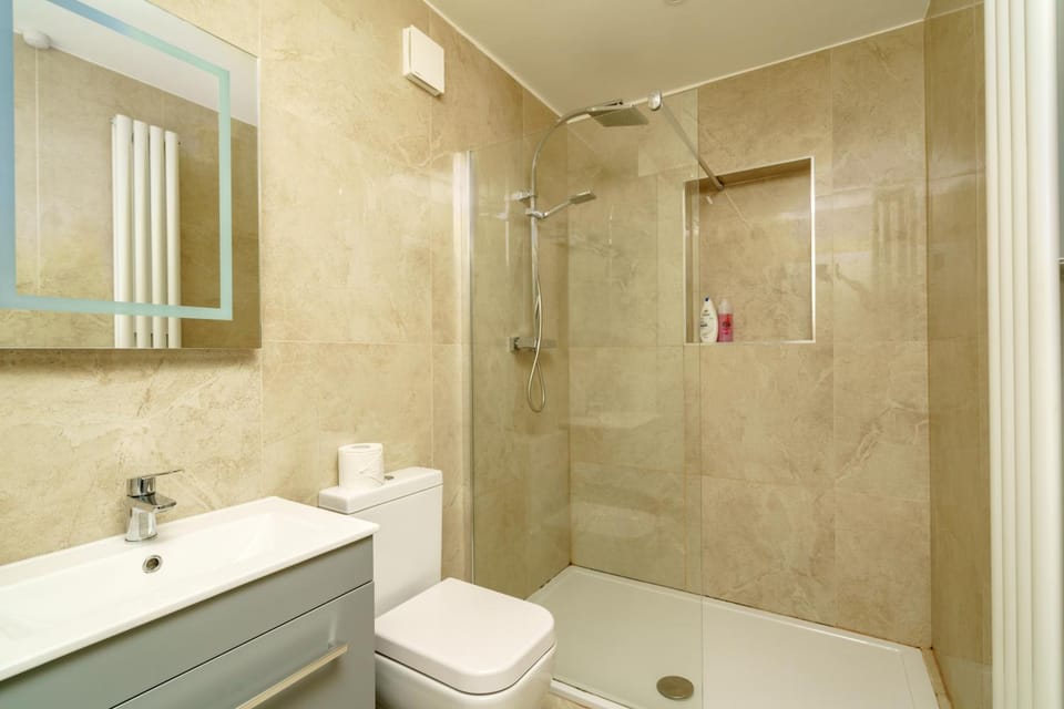 Shower, Bathroom