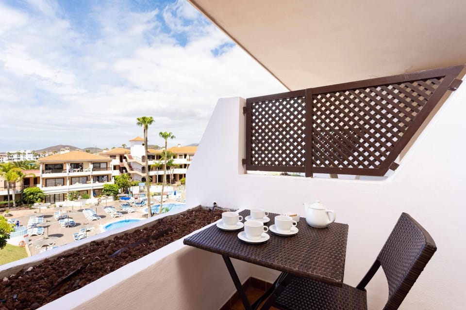 APARTAMENTO CON PISCINA GOLF DEL SUR Apartment in Abona