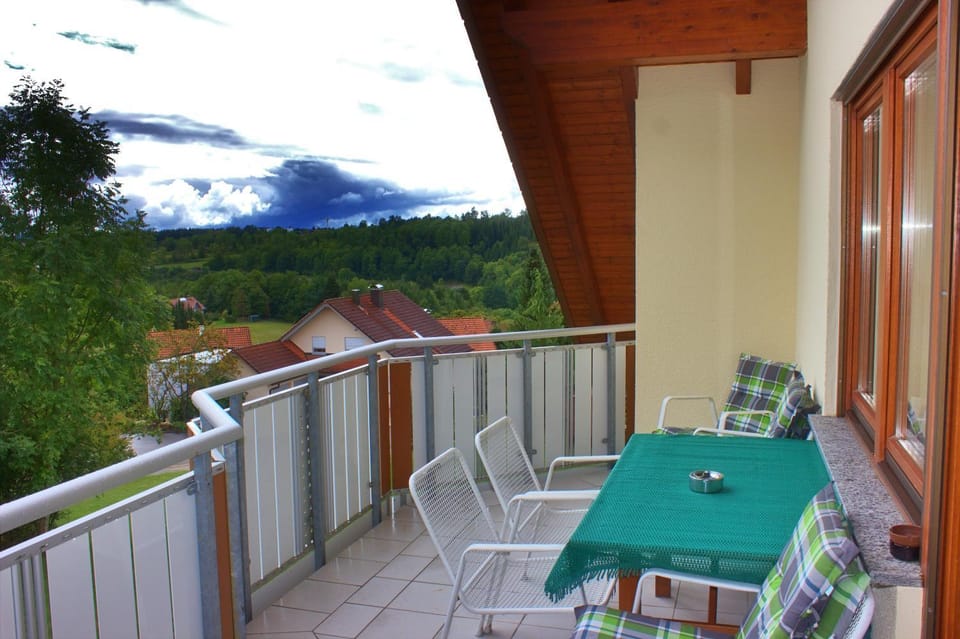 Day, Natural landscape, View (from property/room), Balcony/Terrace, Dining area, Mountain view