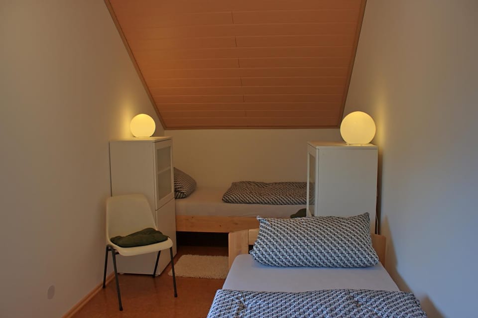 Bed, Photo of the whole room, Bedroom, hair dresser