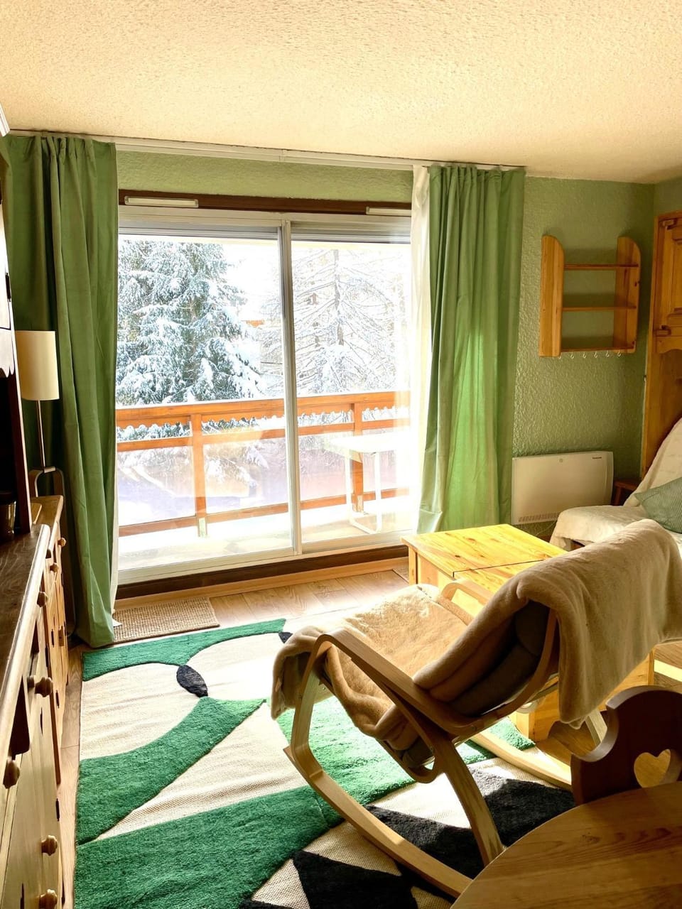Communal lounge/ TV room, TV and multimedia, Balcony/Terrace, Living room, Seating area