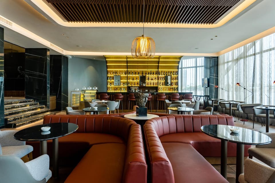 Restaurant/places to eat, Restaurant/places to eat