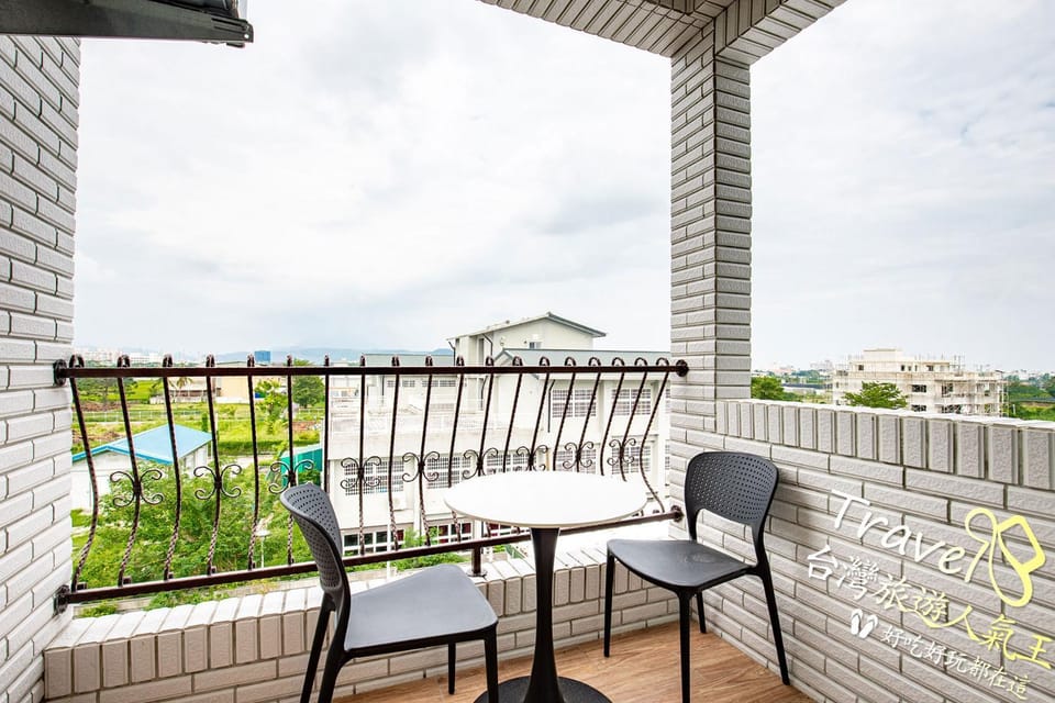 Patio, Day, View (from property/room), Balcony/Terrace