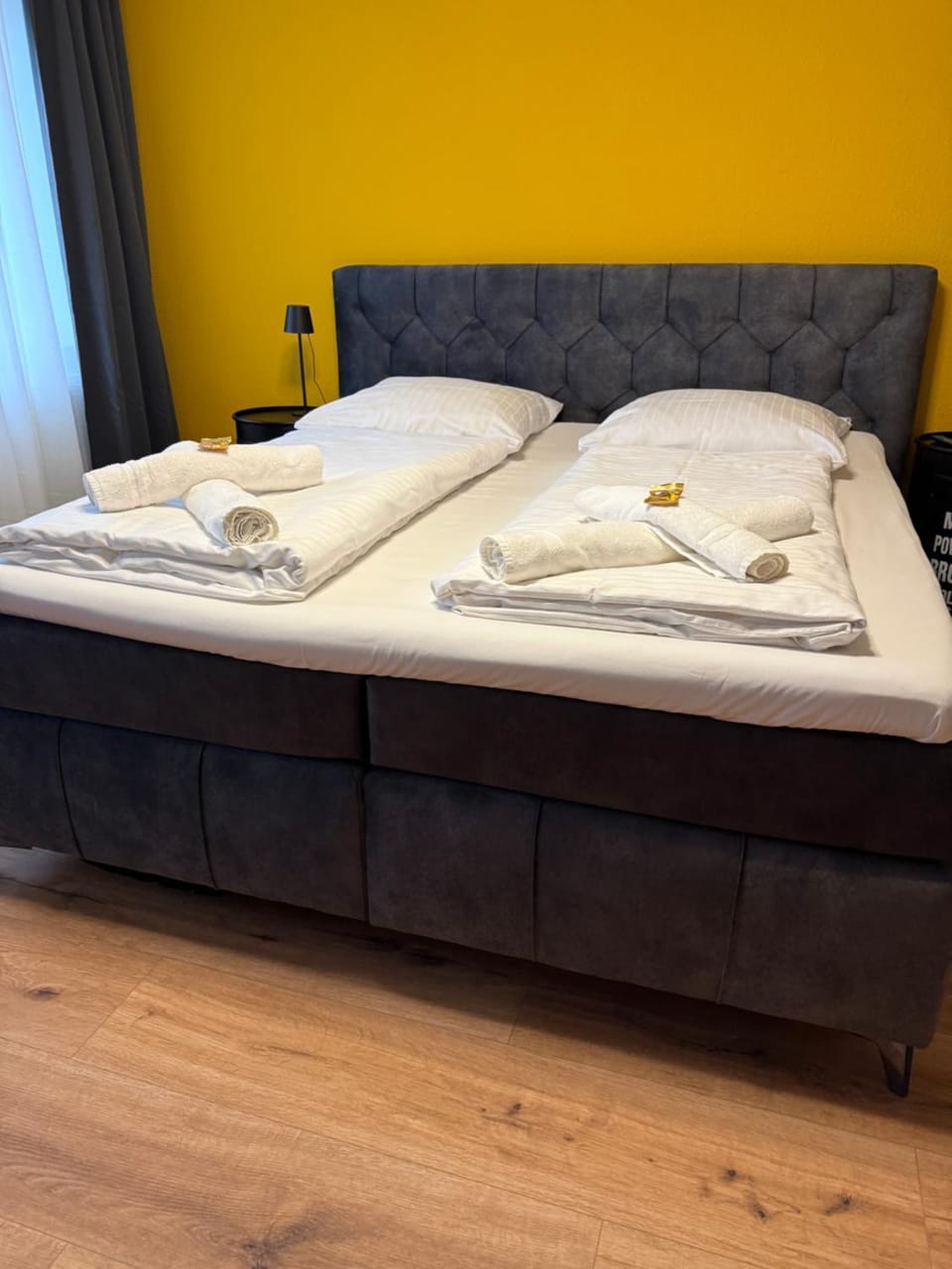 Bed, Photo of the whole room, Bedroom, towels