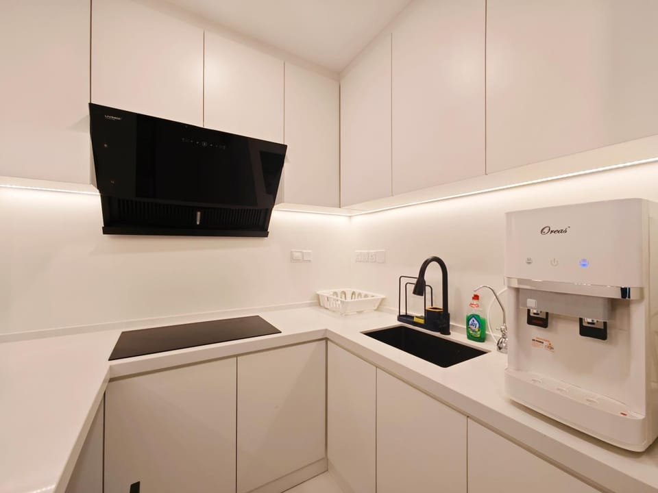 Kitchen or kitchenette, stove
