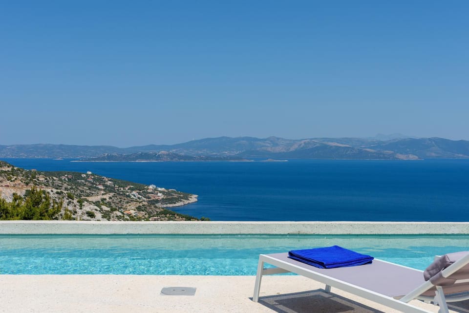 Natural landscape, View (from property/room), Pool view, Sea view, Swimming pool, sunbed