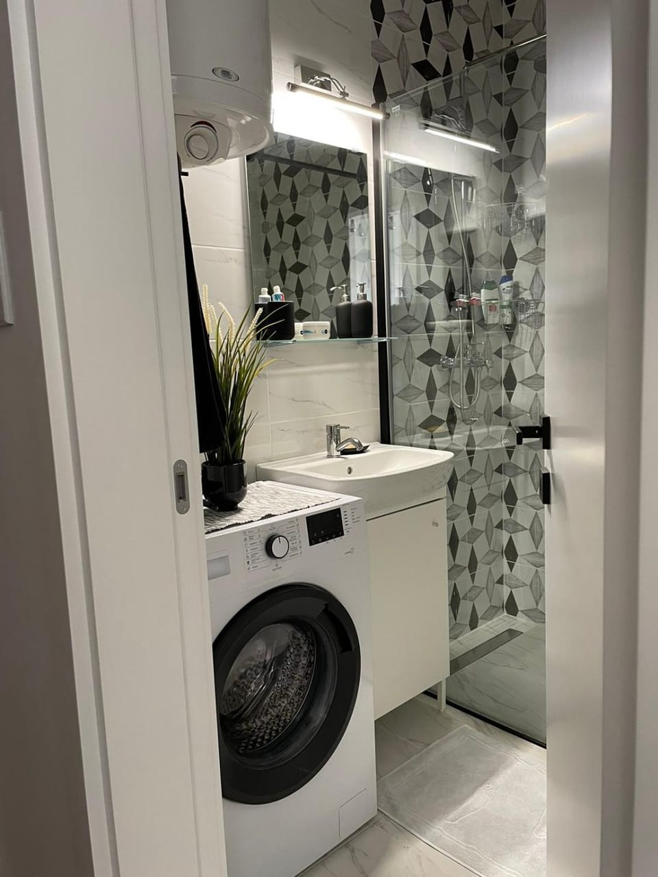 Shower, Bathroom, washing machine