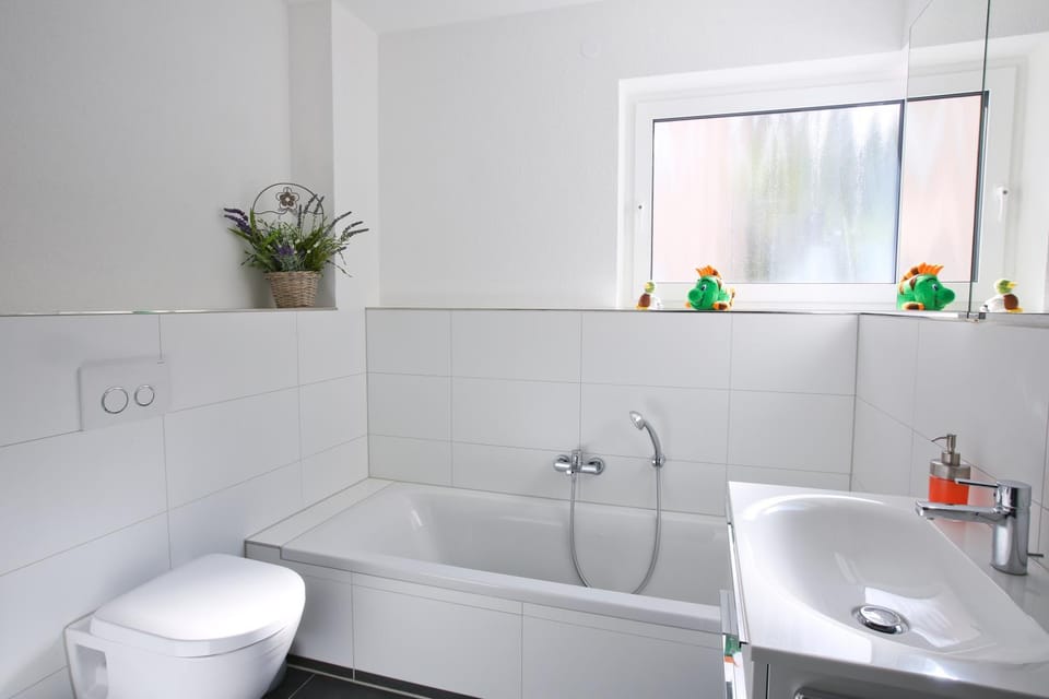 Toilet, Bathroom, Bath