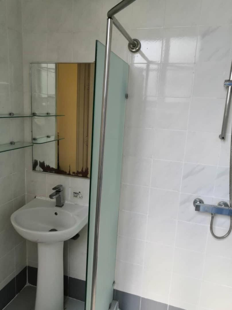 Mahkota Hotel Apartment - 2 Rooms New Renovated free WiFi Apartment in Malacca