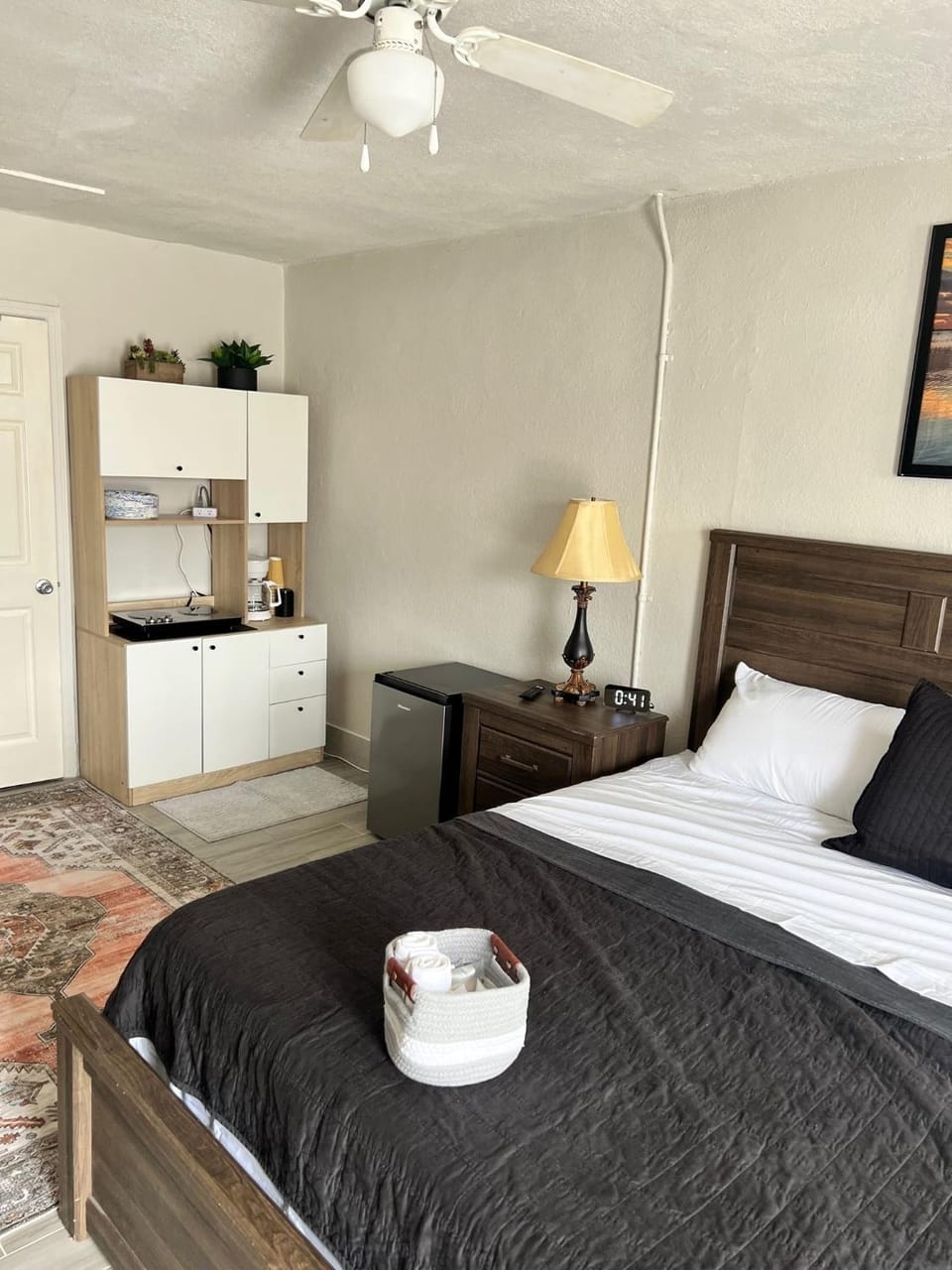 California King Cozy Comfort Chalet in Lake Okeechobee