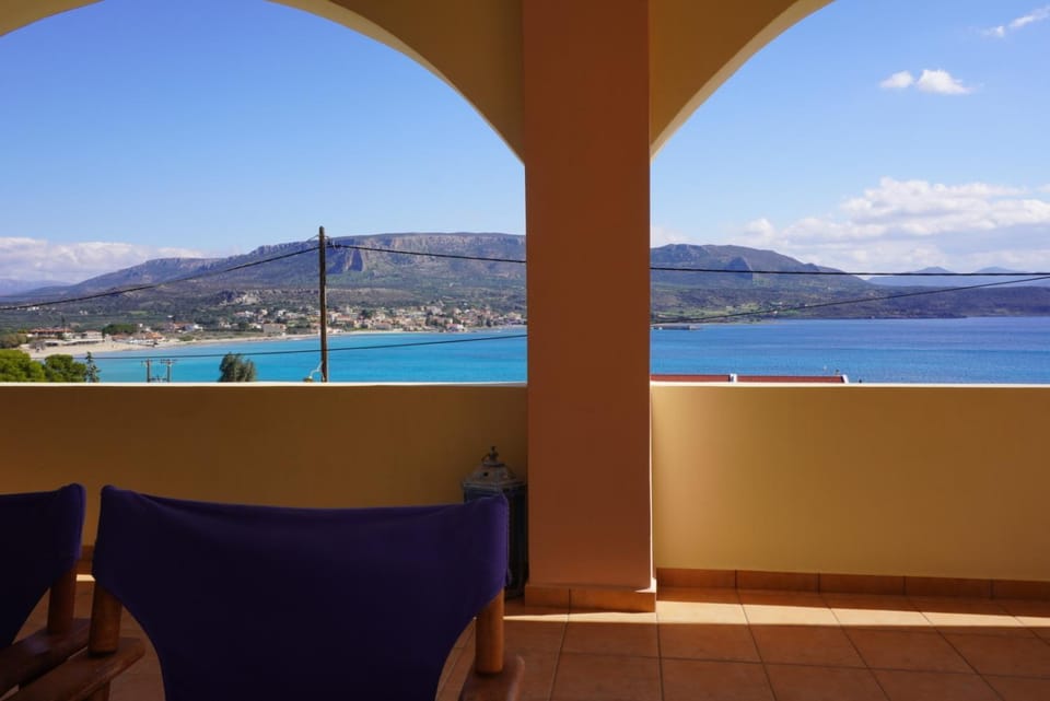 View (from property/room), Balcony/Terrace, Sea view