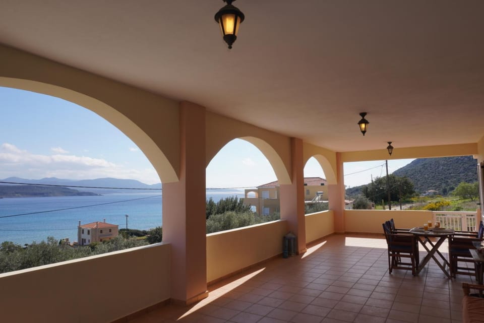 View (from property/room), Balcony/Terrace, Sea view