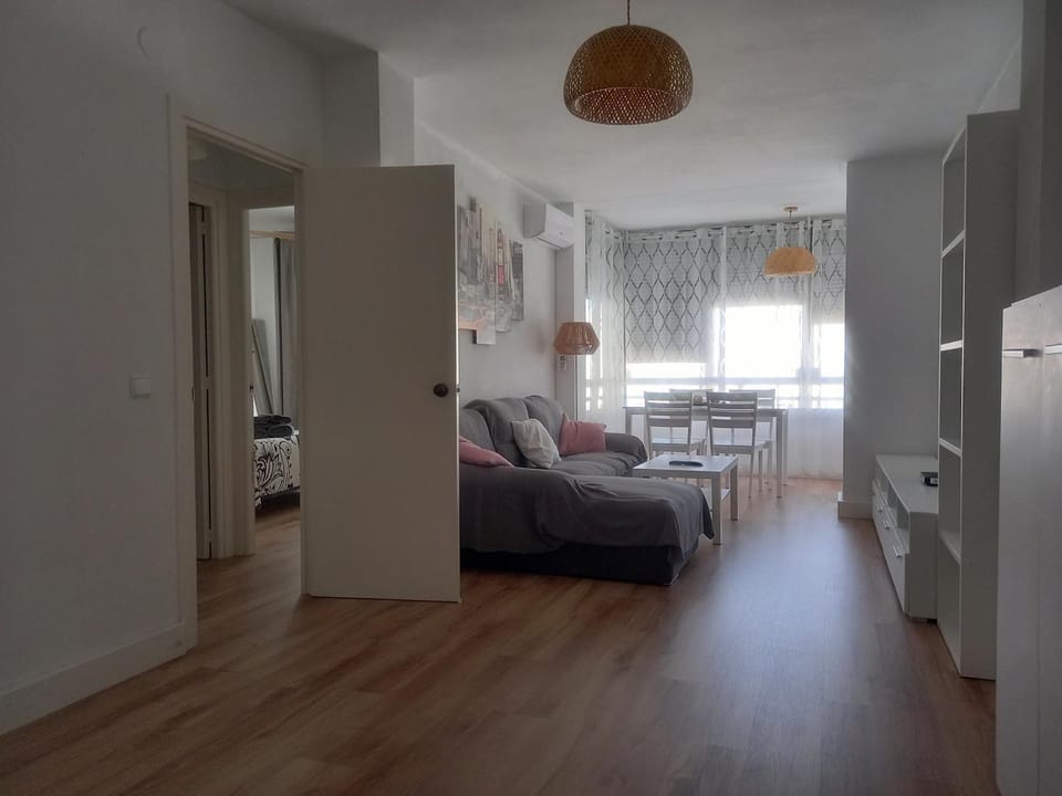 Communal lounge/ TV room, Living room, Photo of the whole room, Seating area, Dining area