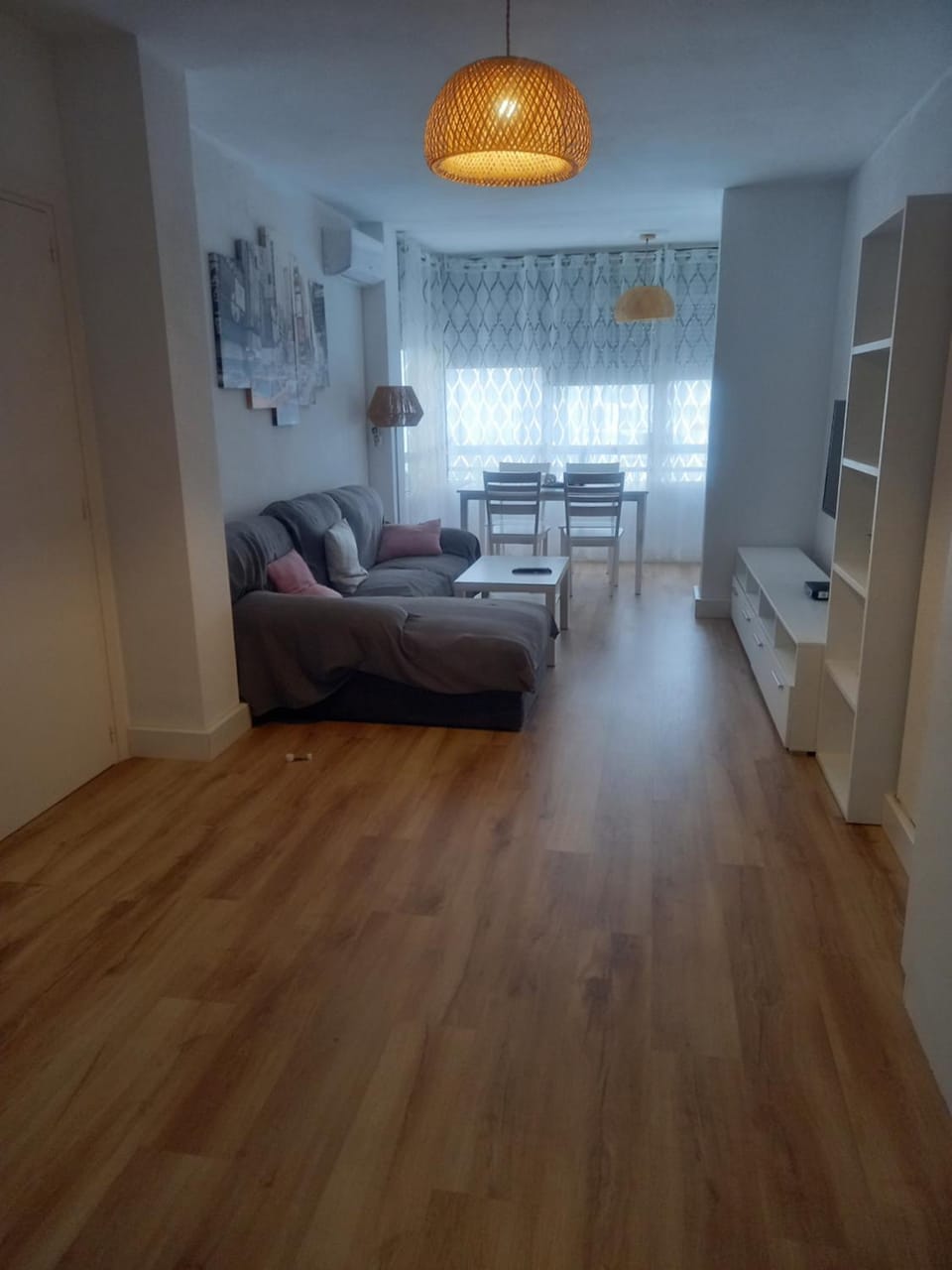 Living room, Photo of the whole room, Seating area, Dining area