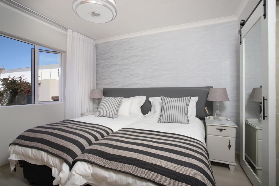Bed, Bedroom, fireplace, heating, wardrobe