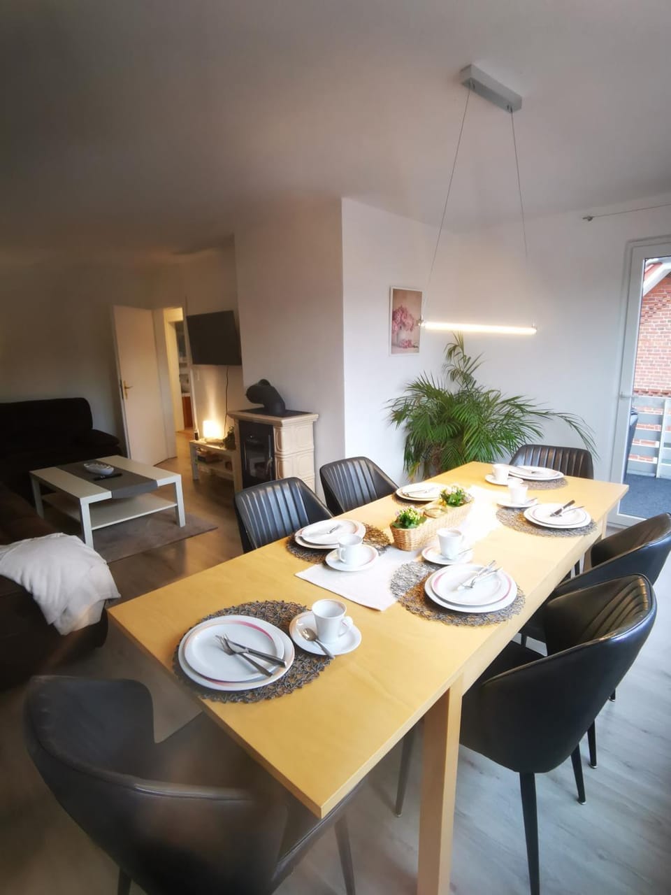 Living room, Dining area