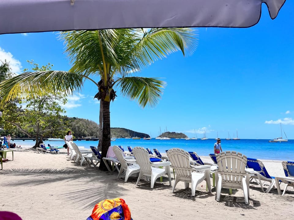 VILLA CREOLE AVEC PISCINE A 100M DE LA PLAGE DES CARAIBES House in Les Trois-Îlets
