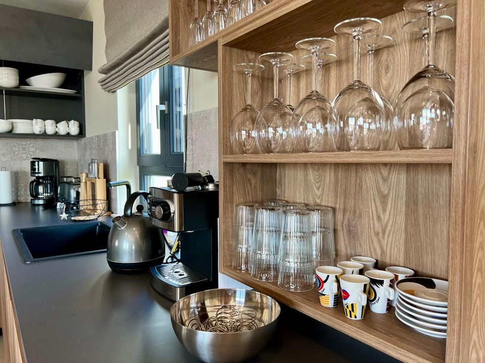 Coffee/tea facilities, Kitchen or kitchenette