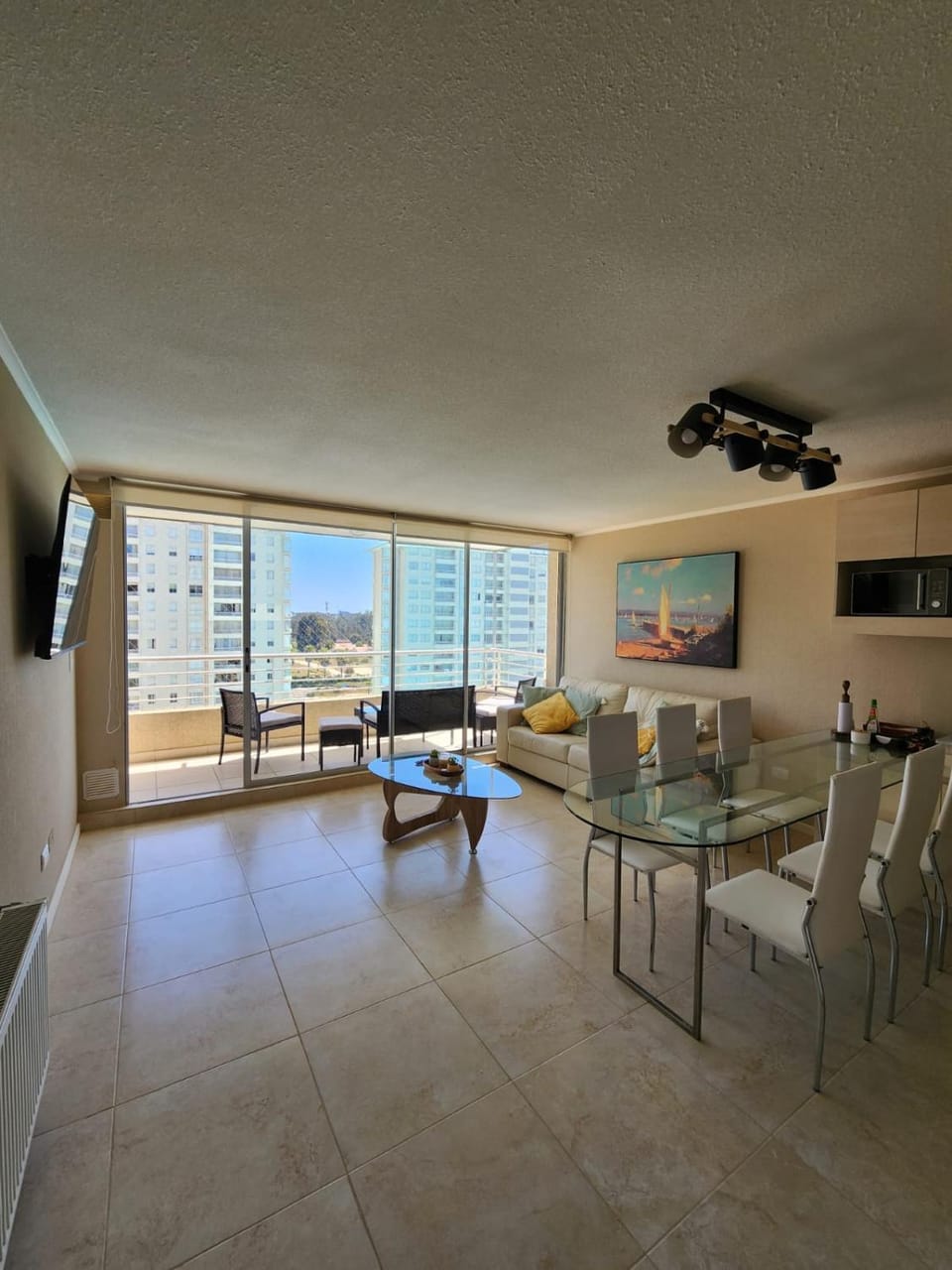 TV and multimedia, Living room, Dining area