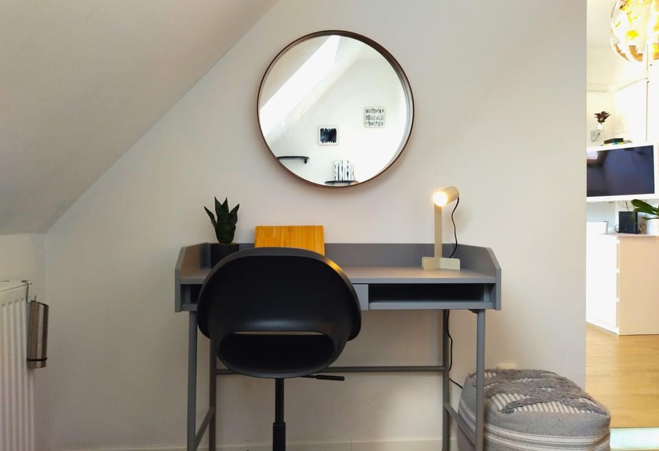 Seating area, hair dresser