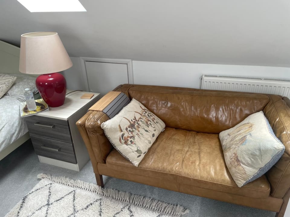 Roseberry Loft perfect for Wilton site Bed and Breakfast in Middlesbrough