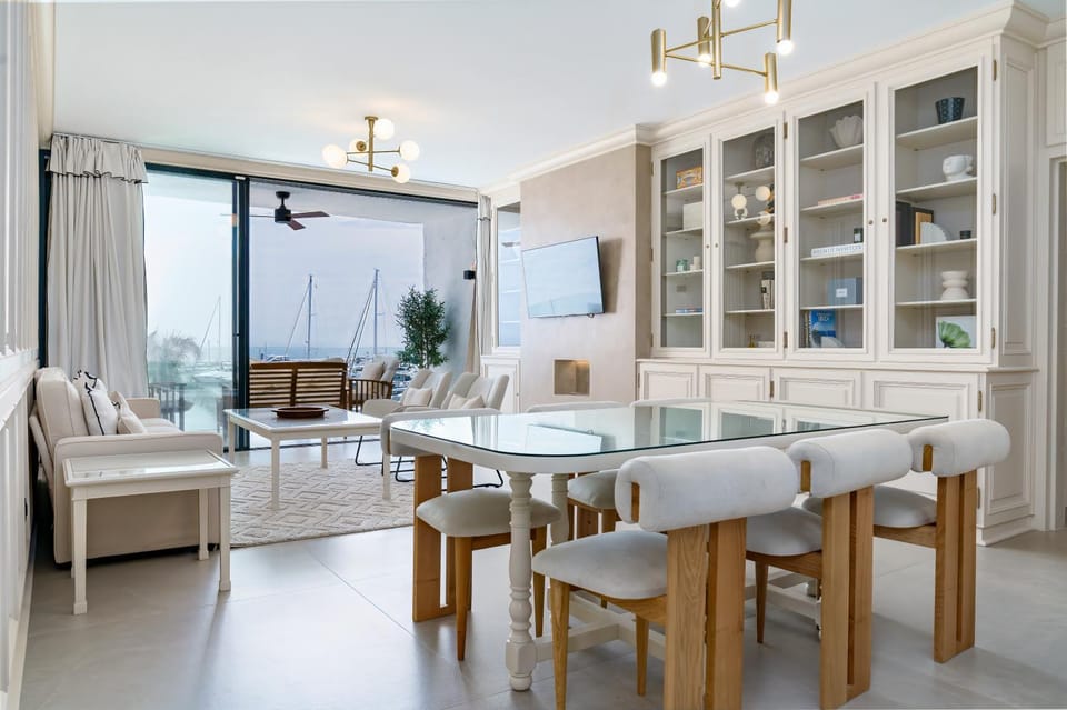 241 Puerto Banus Marbella Front Line Apartment in Marbella