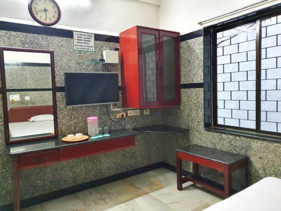 TV and multimedia, Photo of the whole room