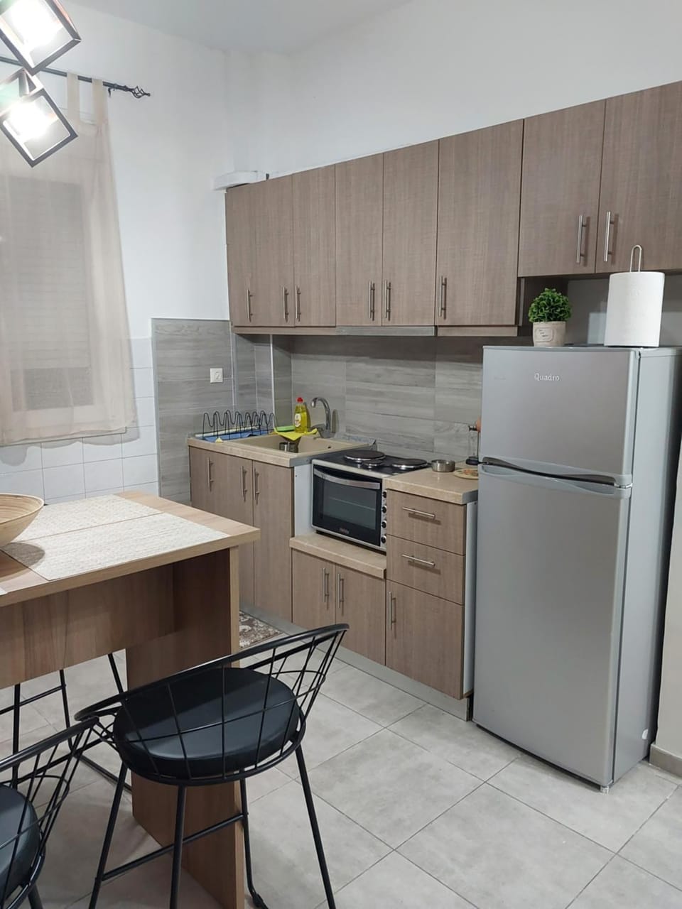 Kitchen or kitchenette, pet friendly, stove