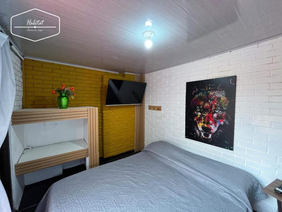 Hotel Habitat Hospedaje Bed and Breakfast in Bogota