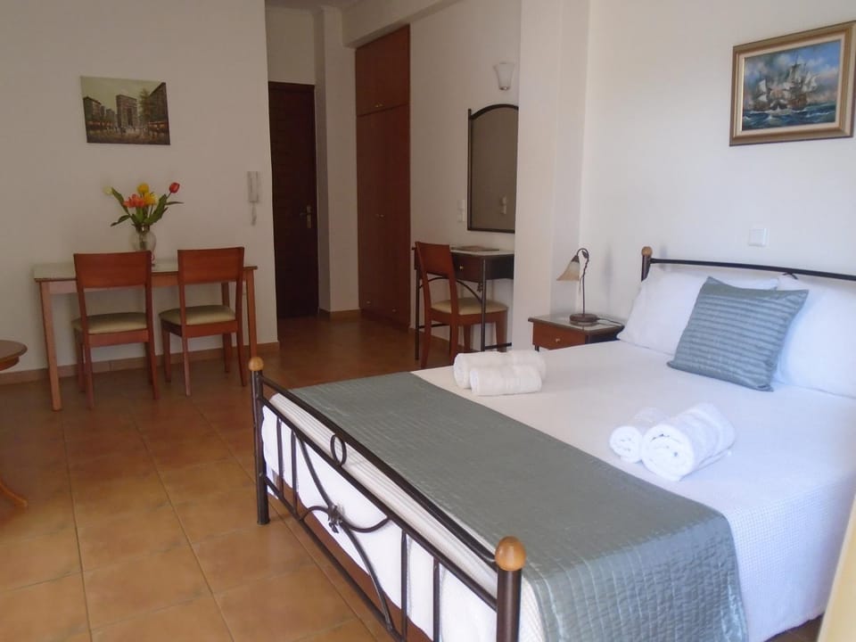 Finikes Studios Apartment in Euboea
