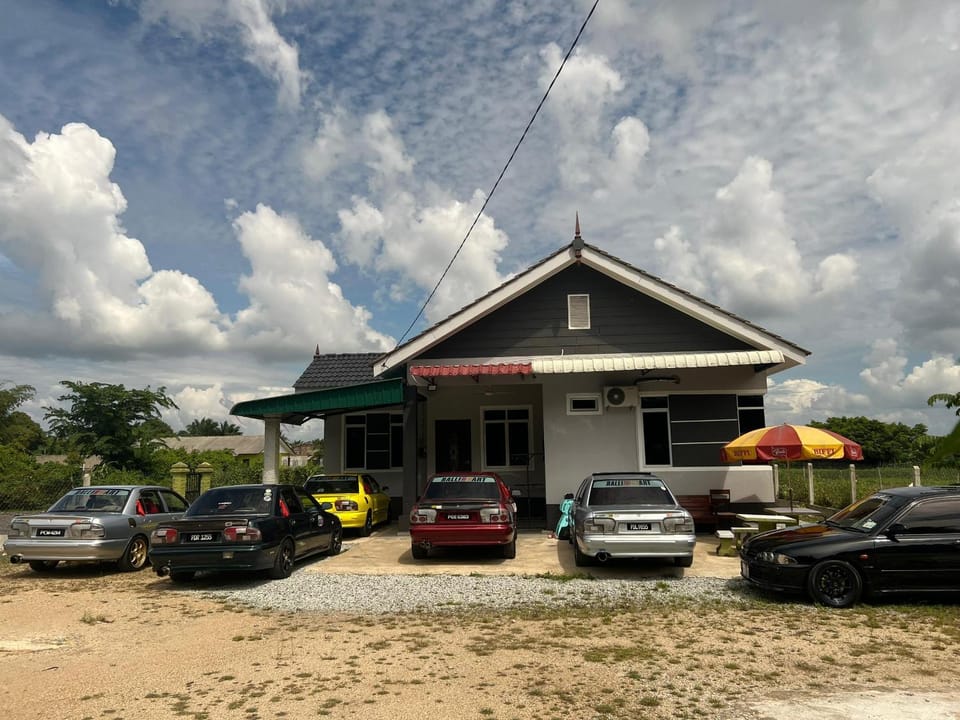 HOMESTAY MAK KEMAS KUALA TERENGGANU House in Terengganu, Malaysia