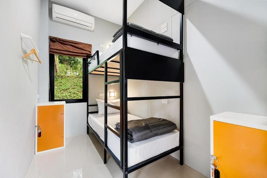 bunk bed