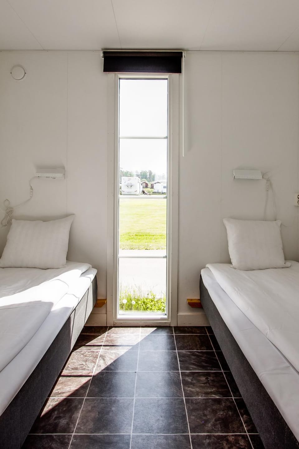 Property building, Bed