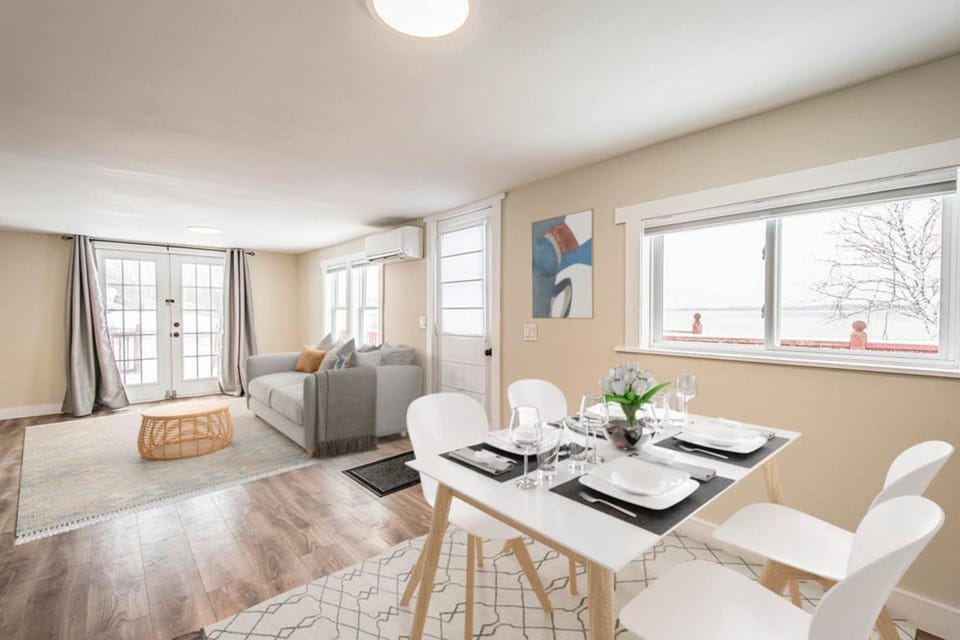 Waterfront House near Pomquet Beach- 2 bedrooms, Pet-Friendly House in Nova Scotia