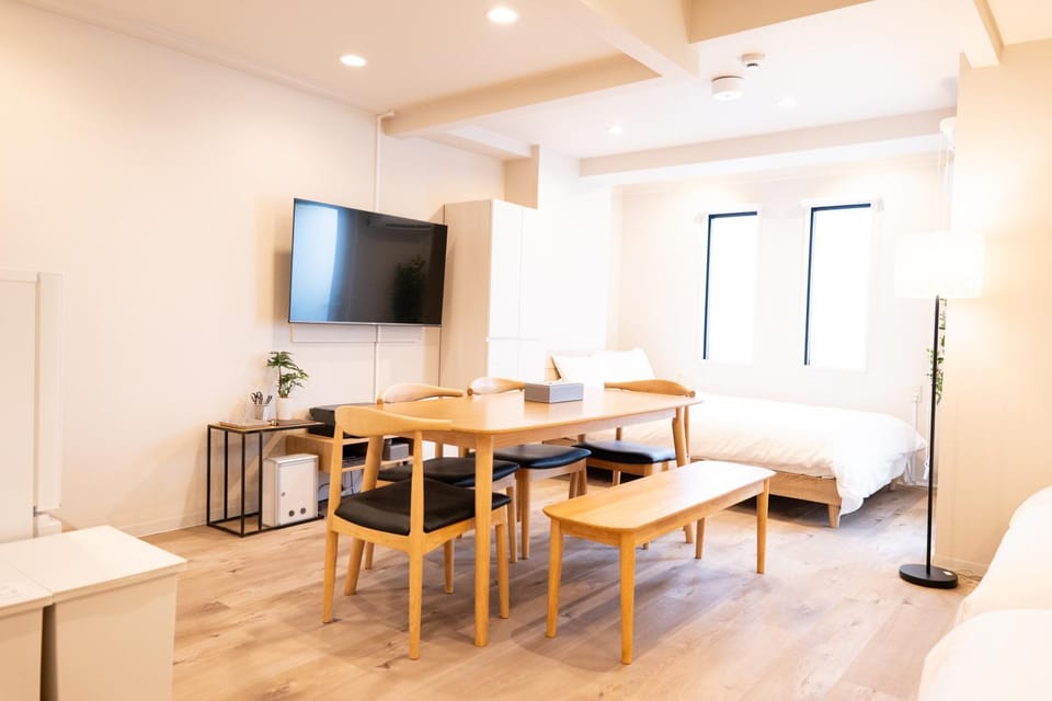 TV and multimedia, Living room, Dining area, Bedroom