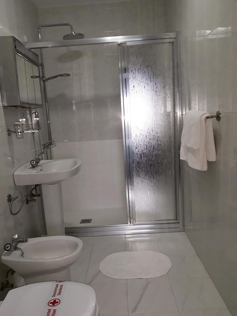 Shower, Toilet, Bathroom, Decorative detail