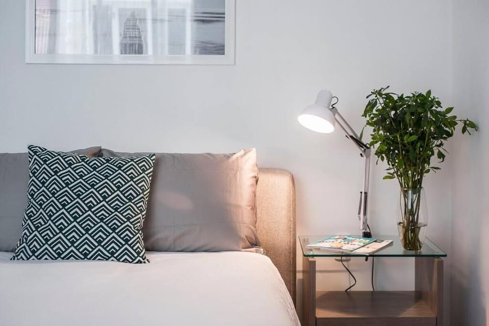Bed, Living room, Bedroom