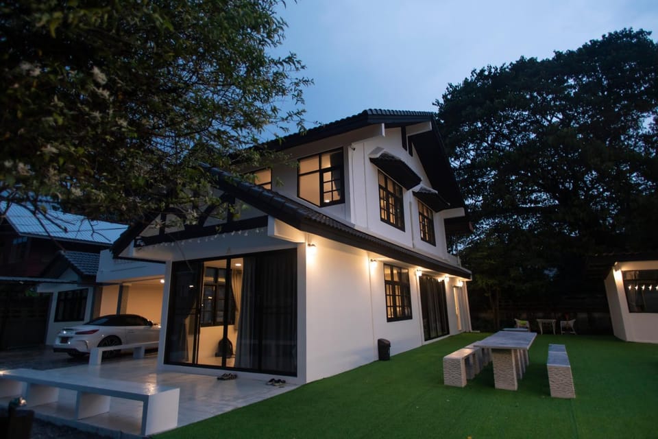 Number3 Poolvilla Bangkok Villa in Bangkok