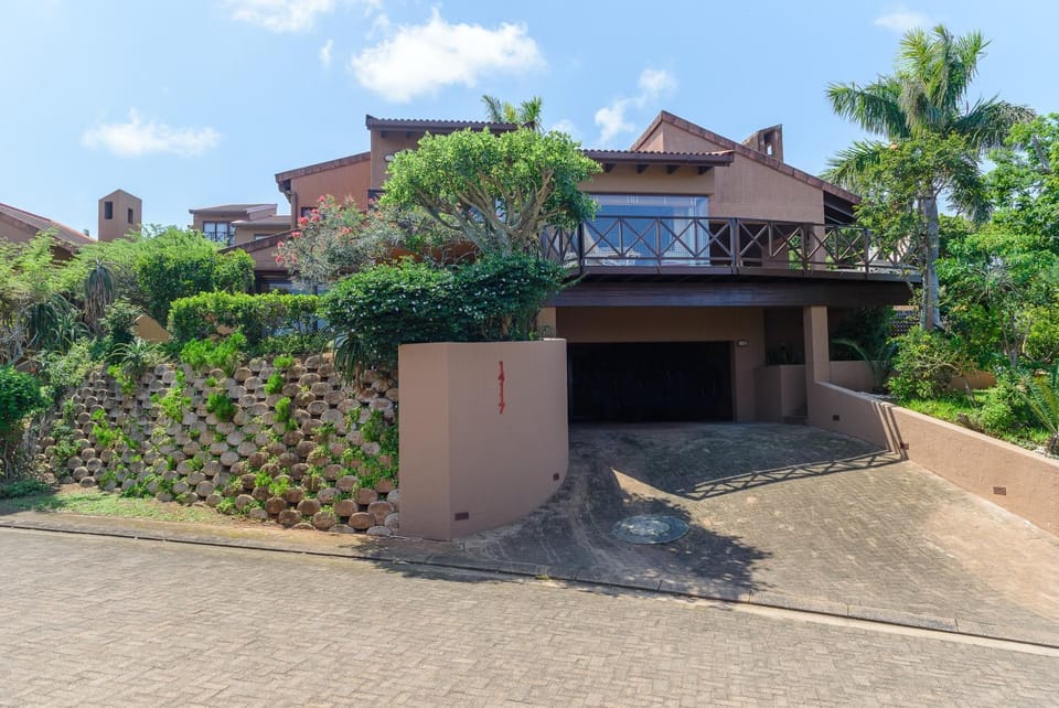 Property building, Garden, Parking