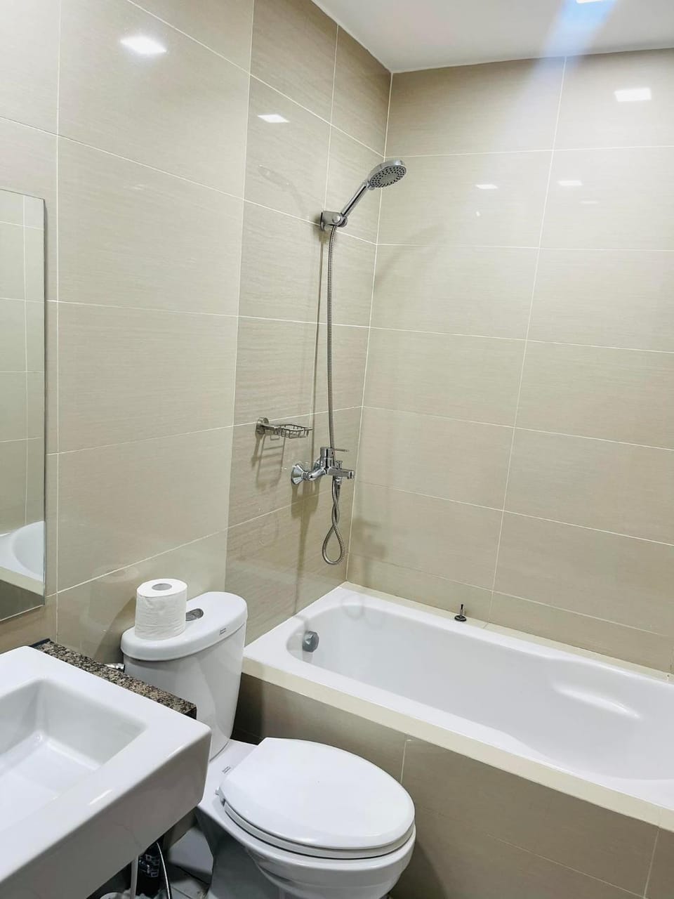 Shower, Bath