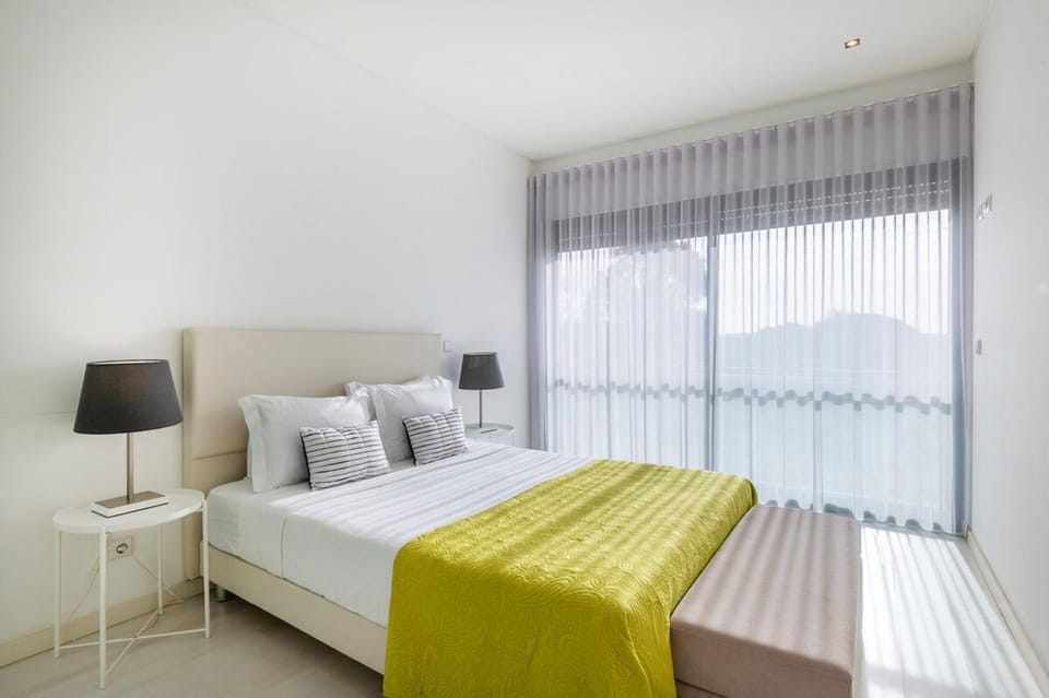 Quarteira Beach & Family Stay | Cavalo Preto Apartment in Quarteira