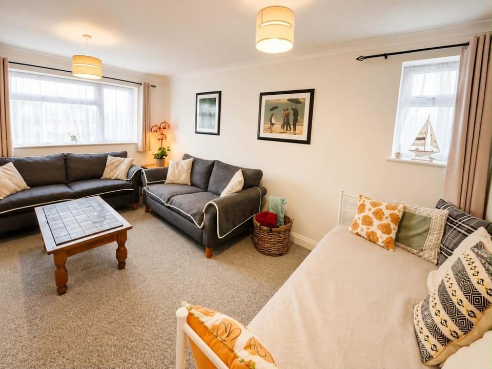 Relaxing Seaside Stay Coastal Walks and Beaches Apartment in Paignton